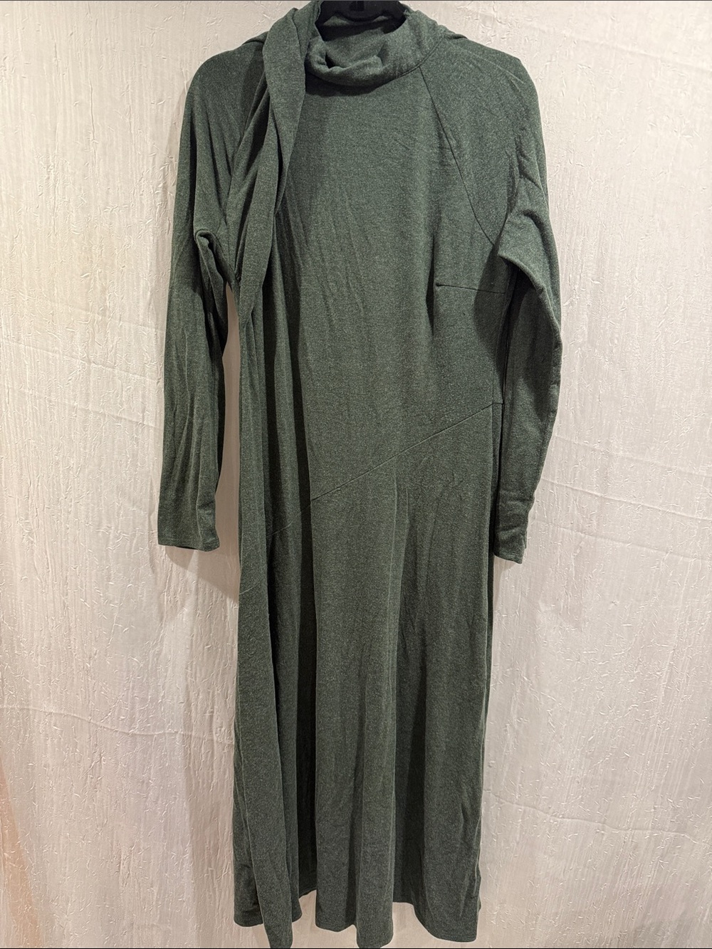 Astr Olive Green Turtleneck Maxi Dress
